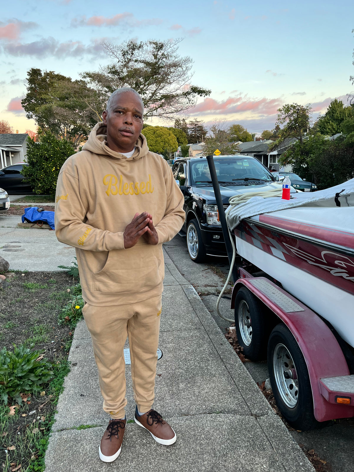 Customer wearing Banks Legendary Fashions