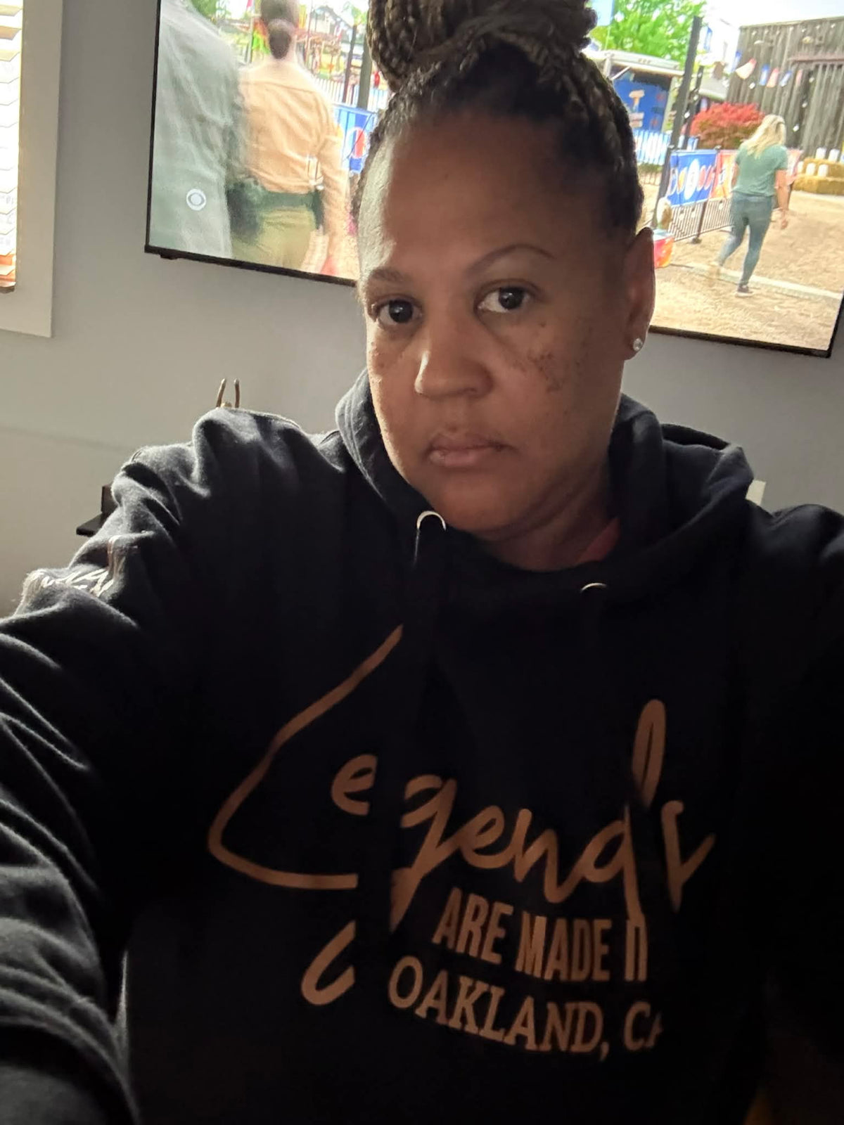 Customer wearing Banks Legendary Fashions