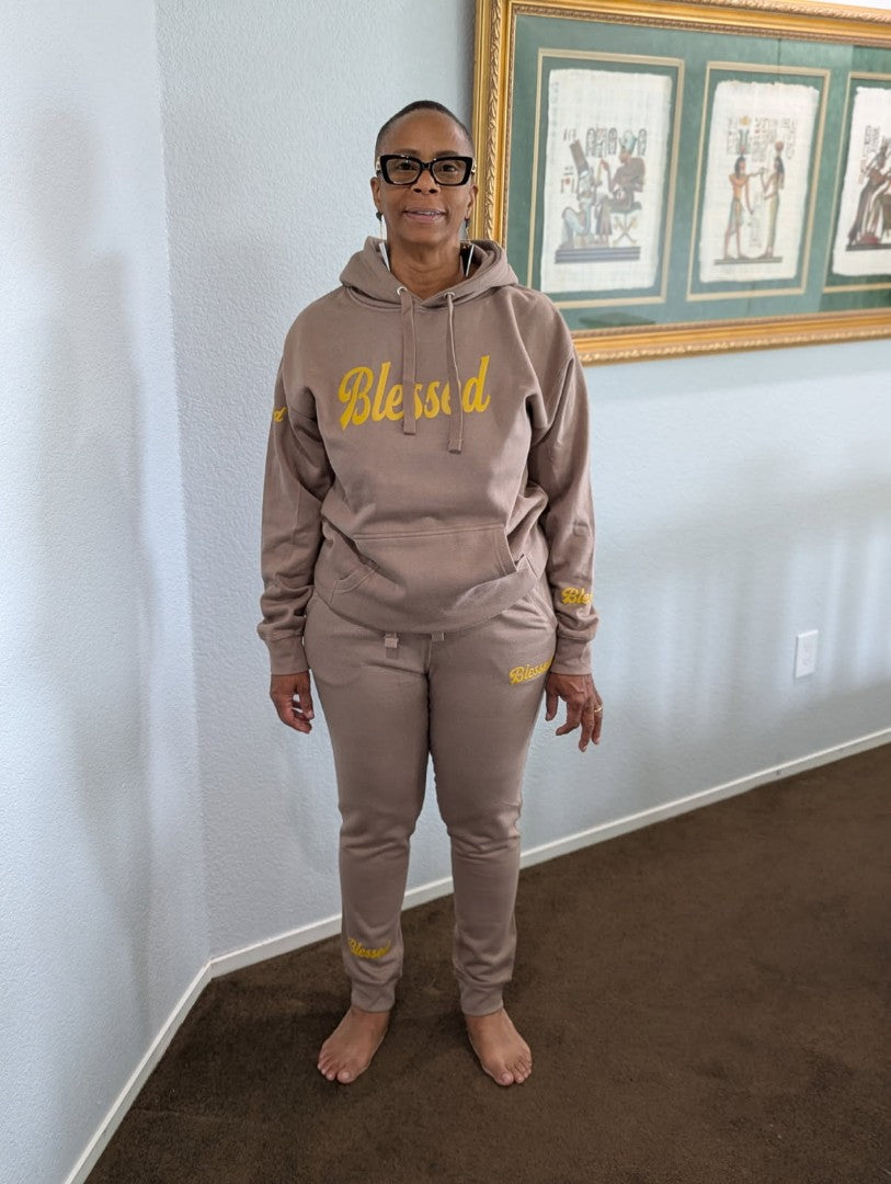 Customer wearing Banks Legendary Fashions